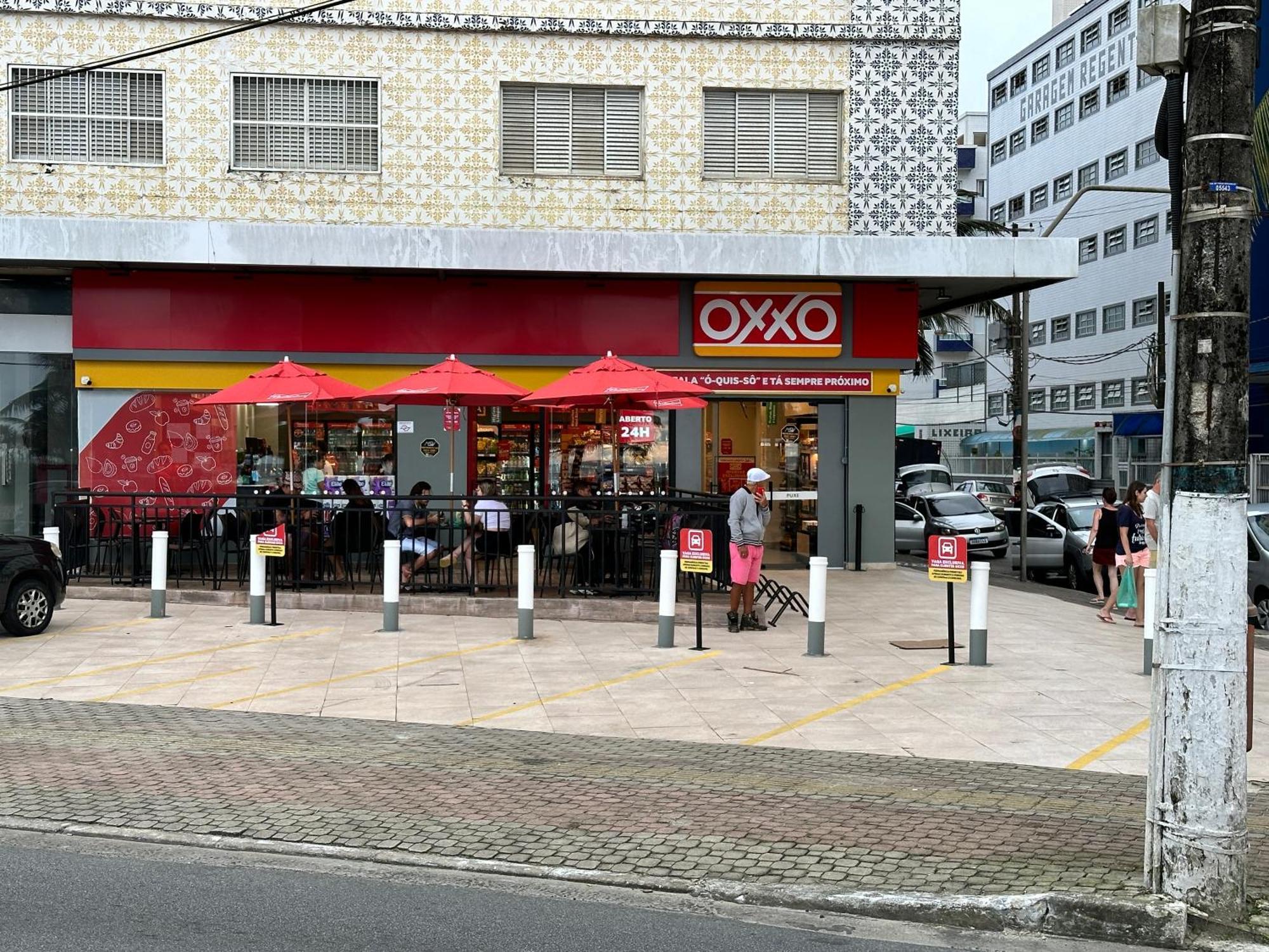 Apto Luxo Grande 50m Da Wi-fi Familiar Apartment
